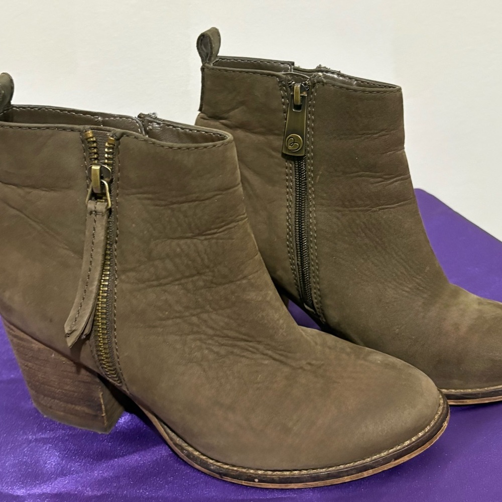 Brown “Vegas 2” waterproof leather Ankle Boots